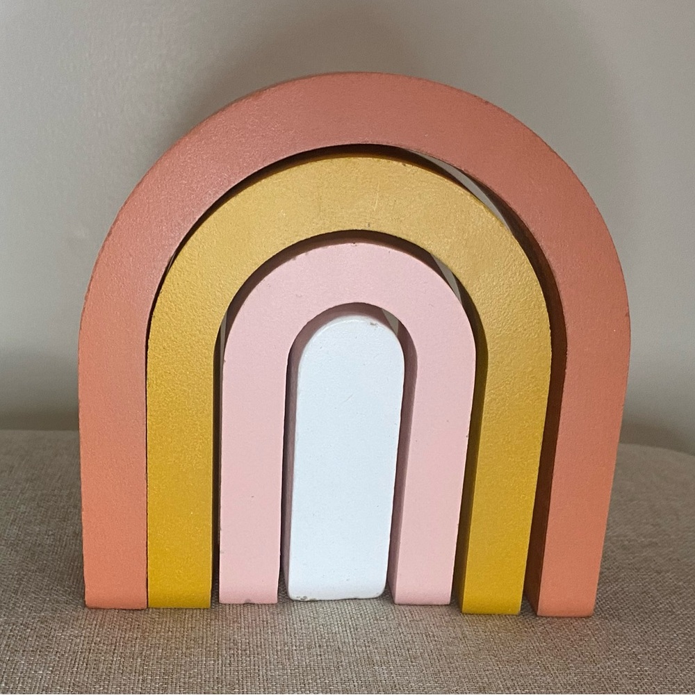 Home decor. Rainbow. Wooden.